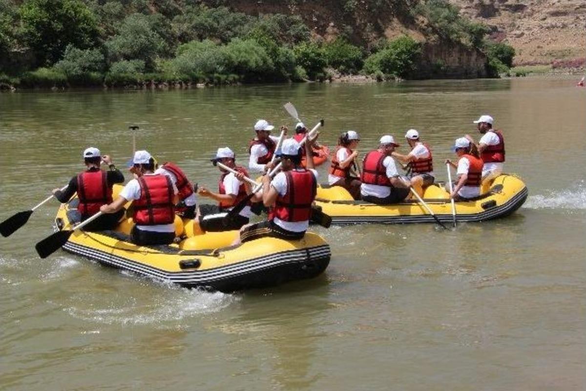 Cehennem Deresi'nde Rafting Keyfi
