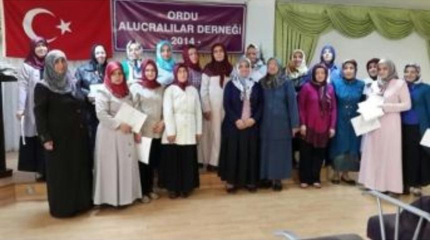 Ordu Alucralılar Derneği&rsquo;nde Kur&rsquo;an-ı Kerim Kursu Belge T&ouml;reni