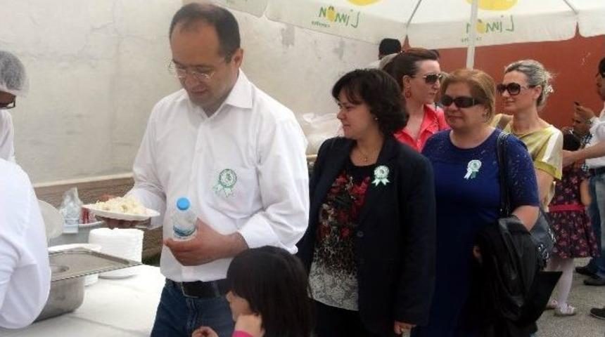 Yıldırım Beyazıt Liseliler Derneği Mezunları Pilav G&uuml;n&uuml;nde Bir Araya Geldi