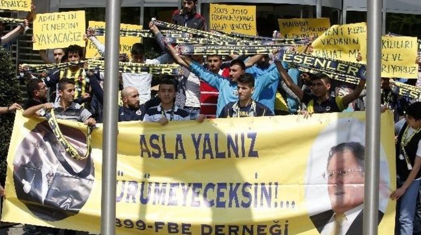 Fenerbah&ccedil;eli Taraftarlar&rsquo;dan Tff &Ccedil;ıkartması