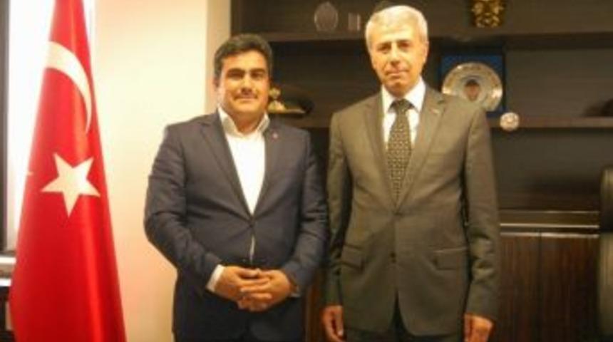 İnce&ccedil;elikli&rsquo;ye İşitme Engelliler Y&ouml;netiminden Ziyaret