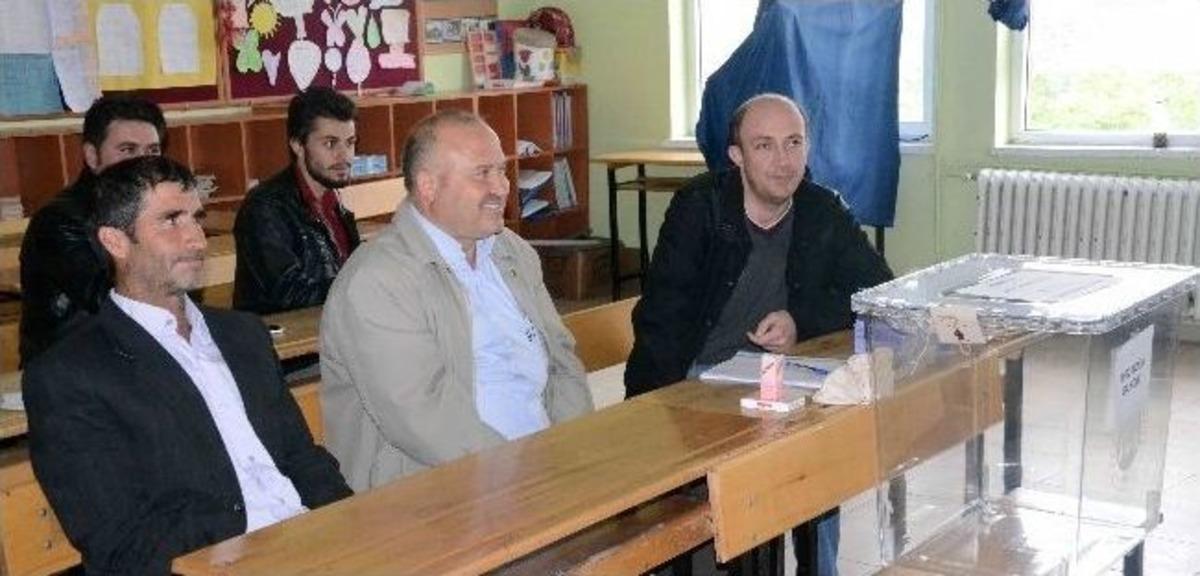 Kuşu&rsquo;da Sandık Boykotu