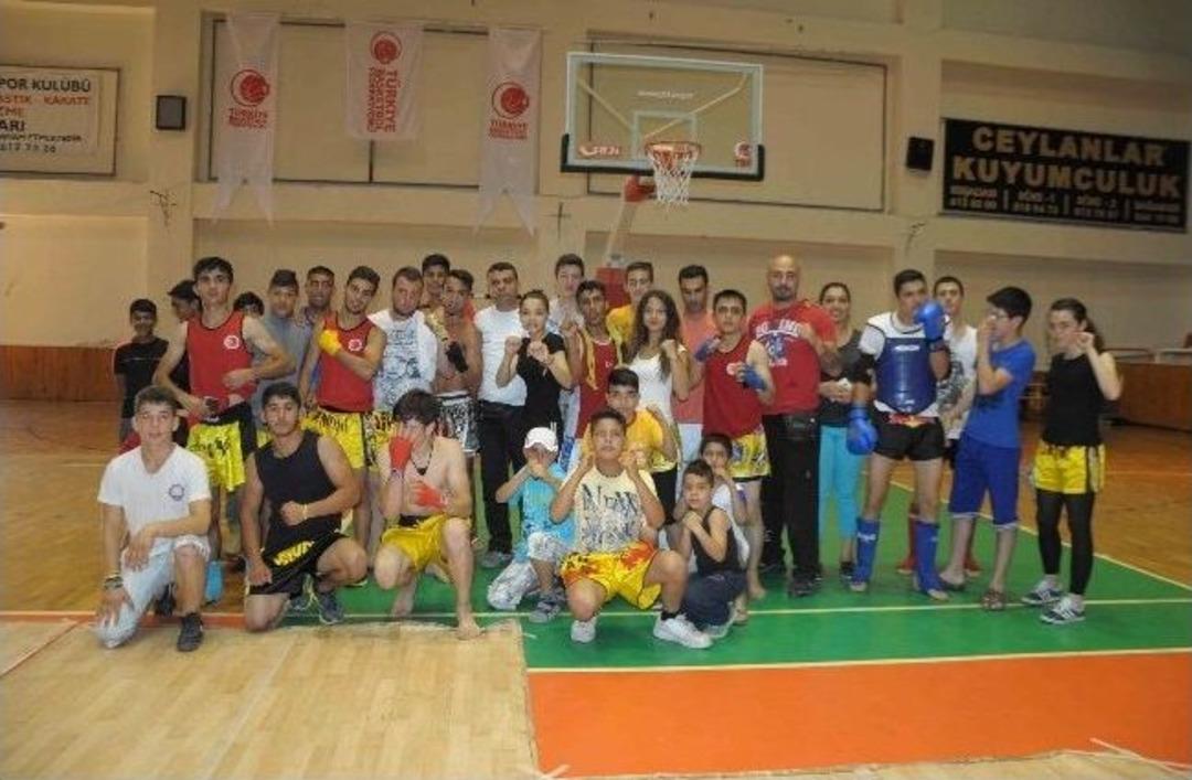 Kuşadası&rsquo;nda Muay-thai İller Şampiyonası