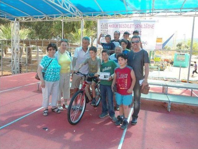 Akb&uuml;k&rsquo;te 19 Mayıs Gecikmeli Olarak Kutlandı 1