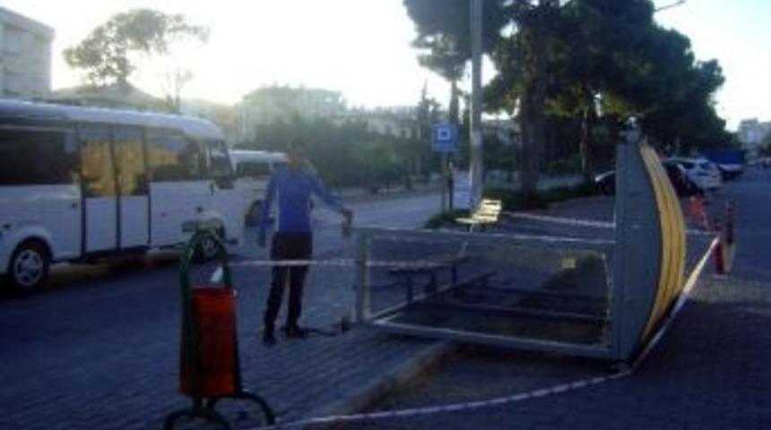 Durağın Boş Olması Faciayı &Ouml;nledi