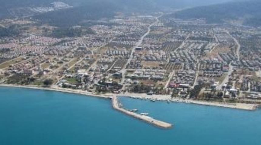 Akb&uuml;k'teki Kanalizasyon Sorununda Mutlu Son