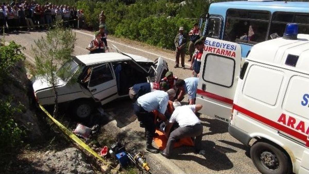 Piknik D&ouml;n&uuml;ş&uuml; Kaza: 1 &Ouml;l&uuml;, 6 Yaralı