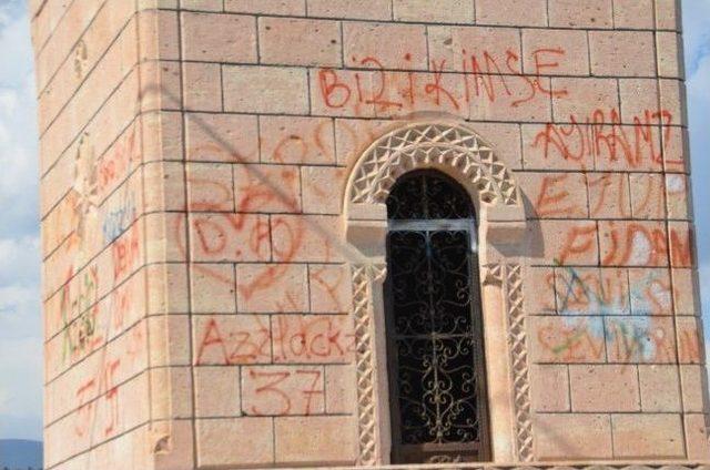 Tosya Kalesi Yıkılacağı G&uuml;n&uuml; Bekliyor 3