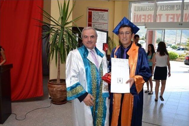 Dat&ccedil;a Kazım Yılmaz Myo&rsquo;da Mezuniyet Heyecanı 2