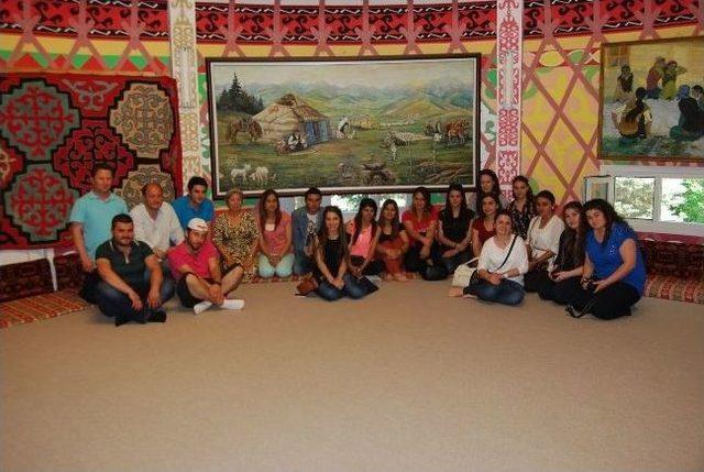 Kulalı &Ouml;ğrencilerin Renkli İzmir &Ccedil;ıkarması 2