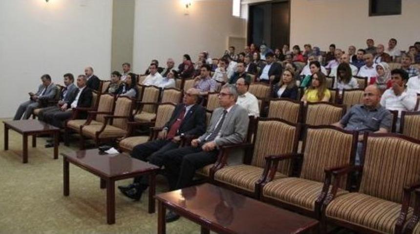 Etik G&uuml;n&uuml; Ve Haftası Nedeniyle Konferans D&uuml;zenlendi