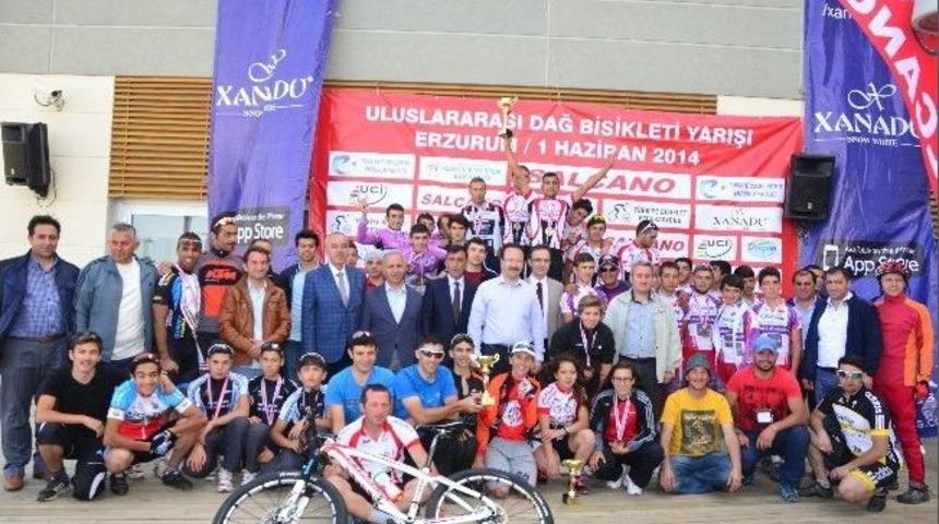 Uluslararası Dağ Bisikleti Yarışları Yapıldı