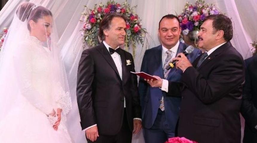 Milletvekili İsmail Safi D&uuml;nya Evine Girdi