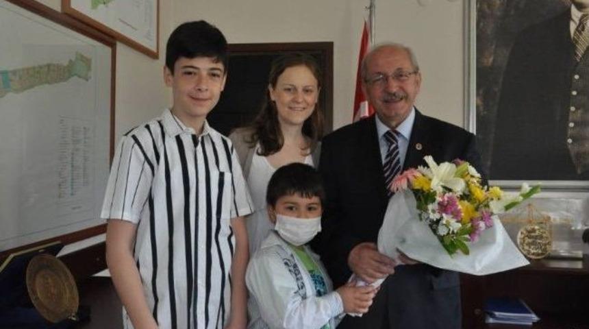 L&ouml;sev'den Tekirdağ B&uuml;y&uuml;kşehir Belediye Başkanı Albayrak'a Ziyaret