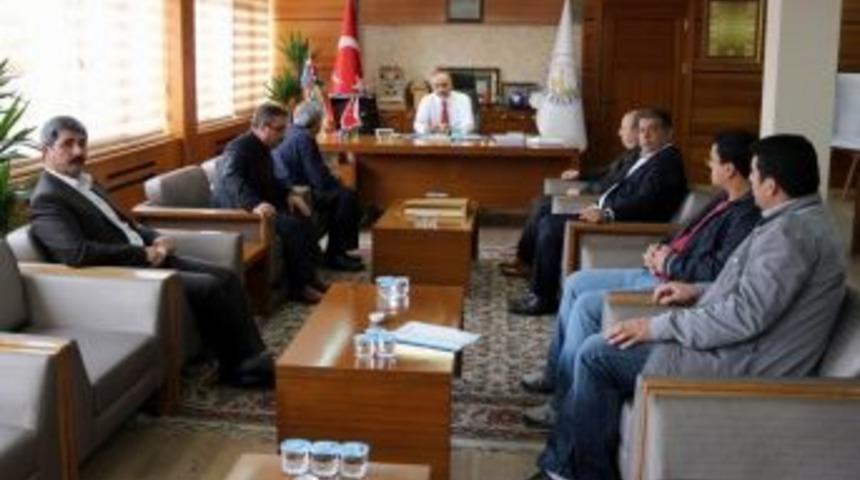 Sivas İnşaat M&uuml;teahhitleri Derneği&rsquo;nden, Başkan Aydın&rsquo;a Ziyaret