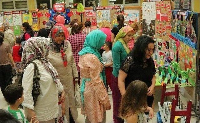 Saruhanlı Anaokulu&rsquo;nda Yılsonu Sergisi A&ccedil;ıldı 1
