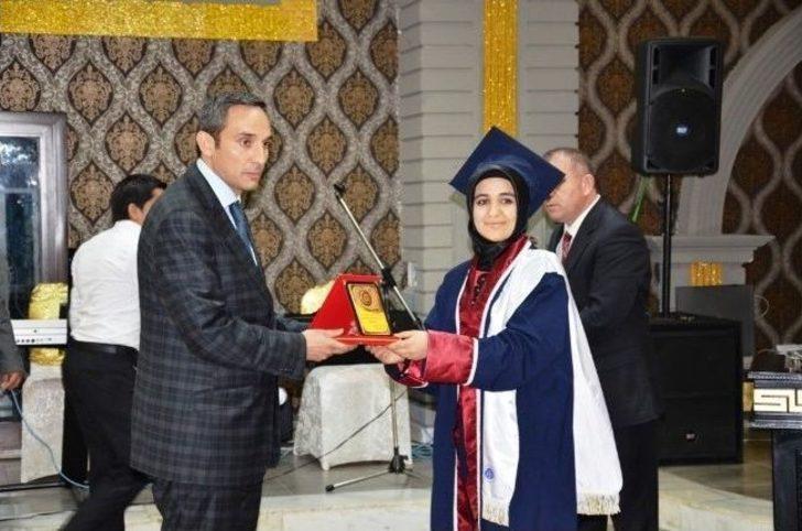 Mehmet Zelzele Fen Lisesi’nde Mezuniyet Coşkusu G2