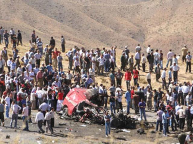 T&uuml;rk siyasilerden en inanılmaz se&ccedil;im vaatleri 8