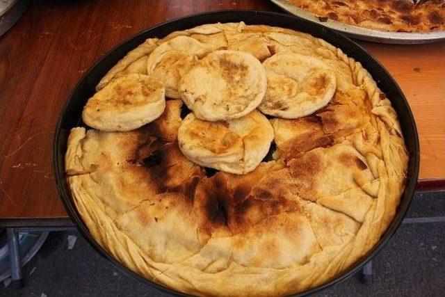 Gülbahçe’de Arnavut Böreği Lezzet Şöleni 3