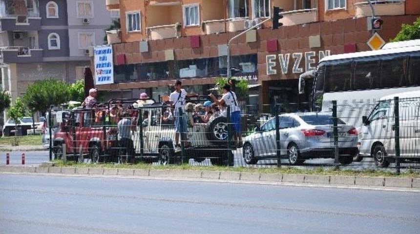 Safaricilerin Tehlikeli Yolculuğu