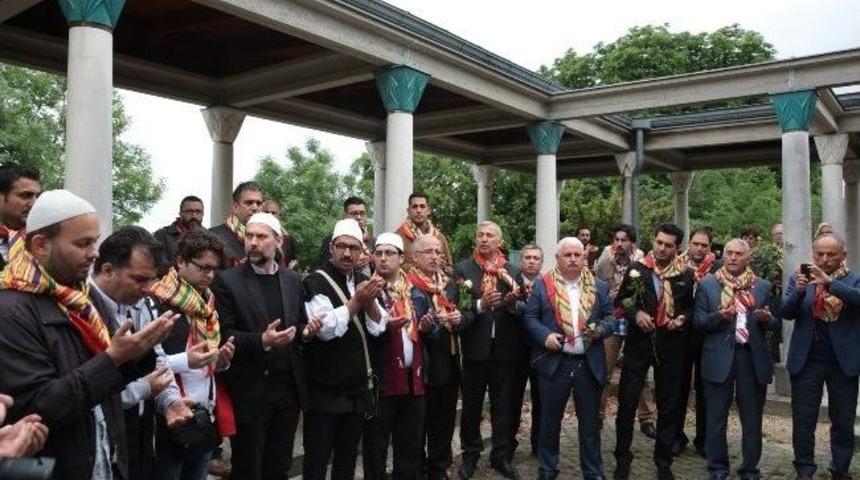 Vali Tuna, G&uuml;l Baba T&uuml;rbesi&rsquo;ni Ziyaret Etti