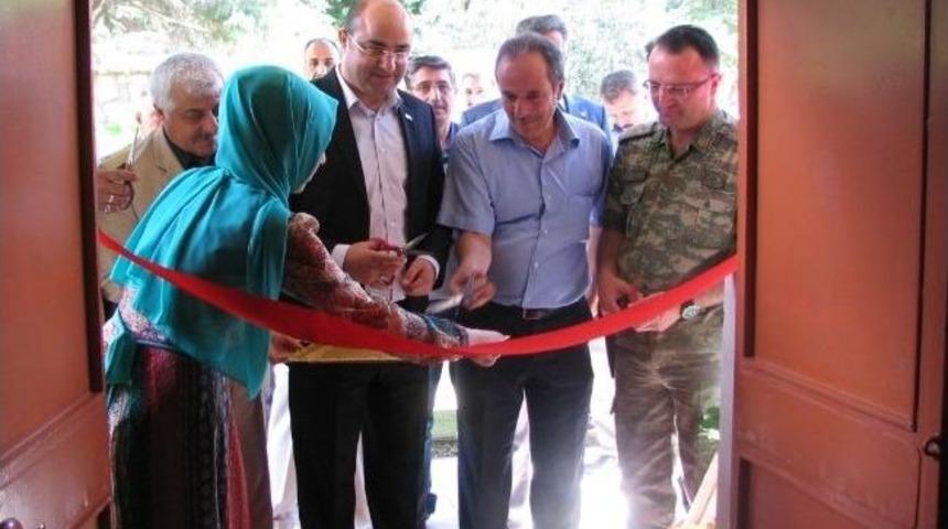 Keban'da Halk Eğitim Sergisi A&ccedil;ıldı