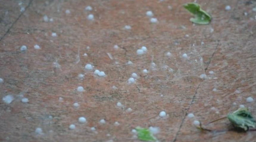 Hadımk&ouml;y'de Dolu Yağışı