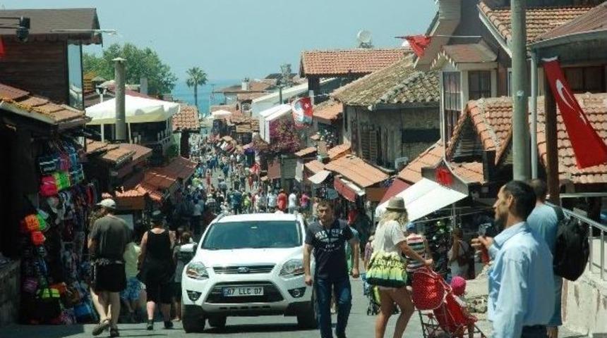 Side&rsquo;de Esnafın Otopark Tepkisi