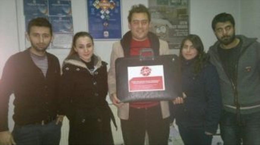 B&uuml; &Ouml;ğrencileri &Ouml;d&uuml;l T&ouml;renine Katılacak