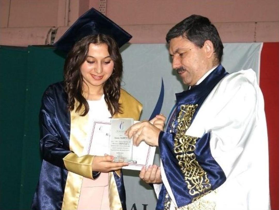 Sarıg&ouml;l Meslek Y&uuml;ksekokulu&rsquo;nda Mezuniyet T&ouml;reni