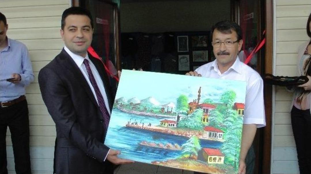 G&ouml;k&ccedil;ebey&rsquo;de Yılsonu Sergisi D&uuml;zenlendi