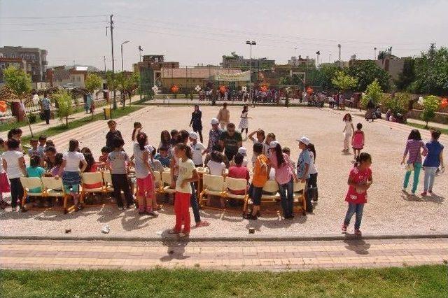 Bilgi Evleri &Ouml;ğrencilerinden Karne Şenliği 3