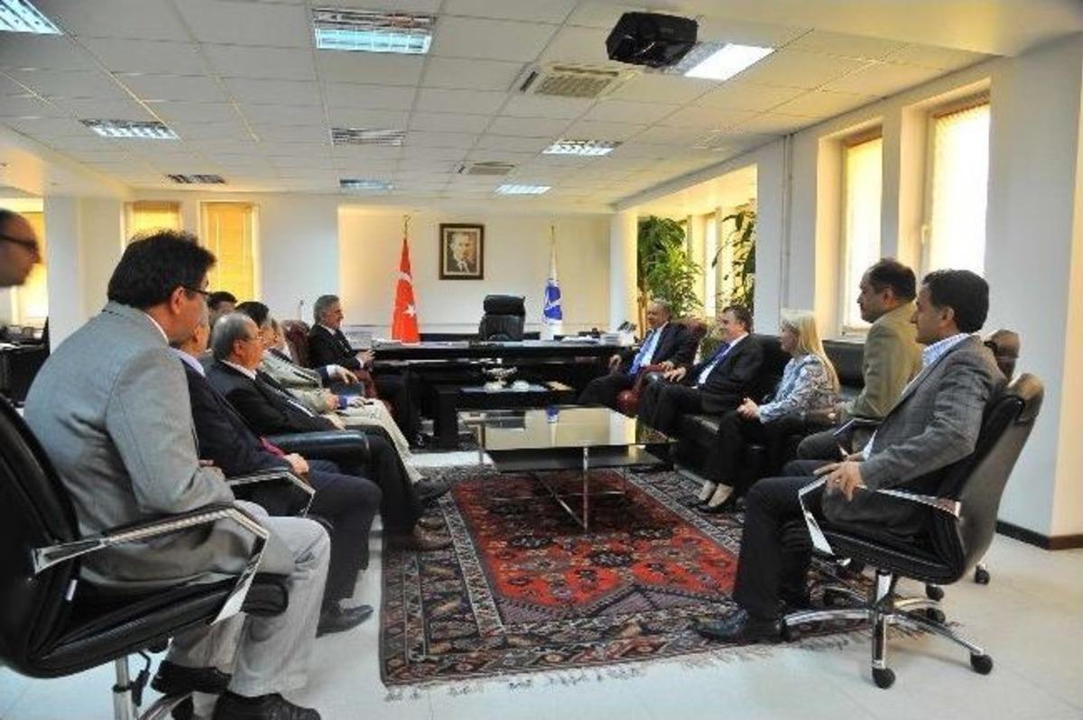 Vali B&uuml;y&uuml;k&rsquo;ten Rekt&ouml;r Elmas&rsquo;a Veda Ziyareti