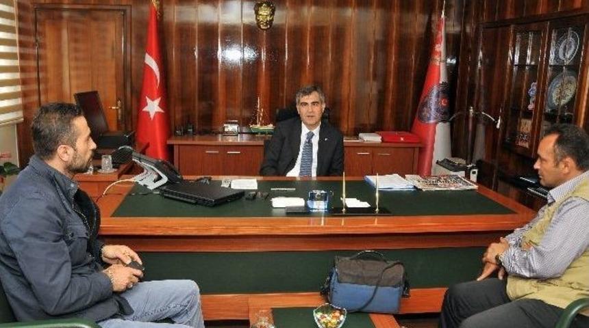 Gazeteciler G&uuml;m&uuml;şhane Emniyet M&uuml;d&uuml;r&uuml; Kar&rsquo;ı Ziyaret Etti
