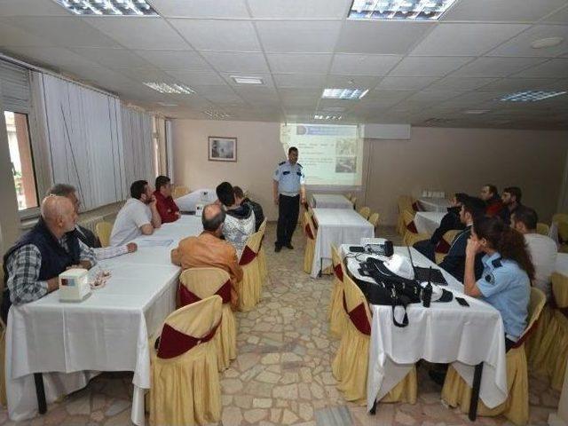 Kırklareli Emniyetinden Motosiklet Kullananlara Eğitim 1