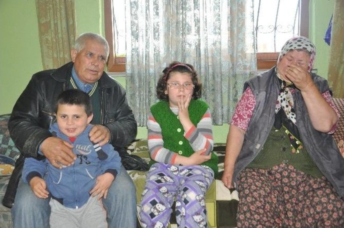 (&ouml;zel Haber) Engelli &Ccedil;ocuğunun Maaş Kartını Ve Kimliğini Alıp Ka&ccedil;tı