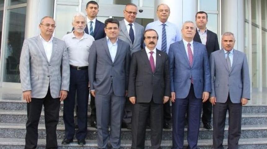 Vali Coş&rsquo;tan Adaso&rsquo;ya Veda Ziyareti