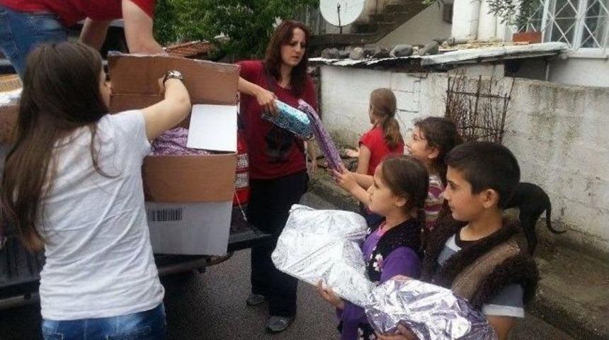 Karam&uuml;rsel'den Soma'ya Oyuncak Yardımı