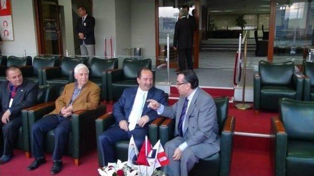 Yarış Atları Kırkpınar İçin Koştu 2