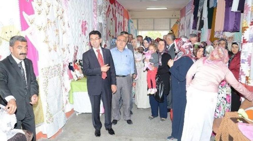 Darende&rsquo;de Yıl Sonu Sergisi A&ccedil;ıldı
