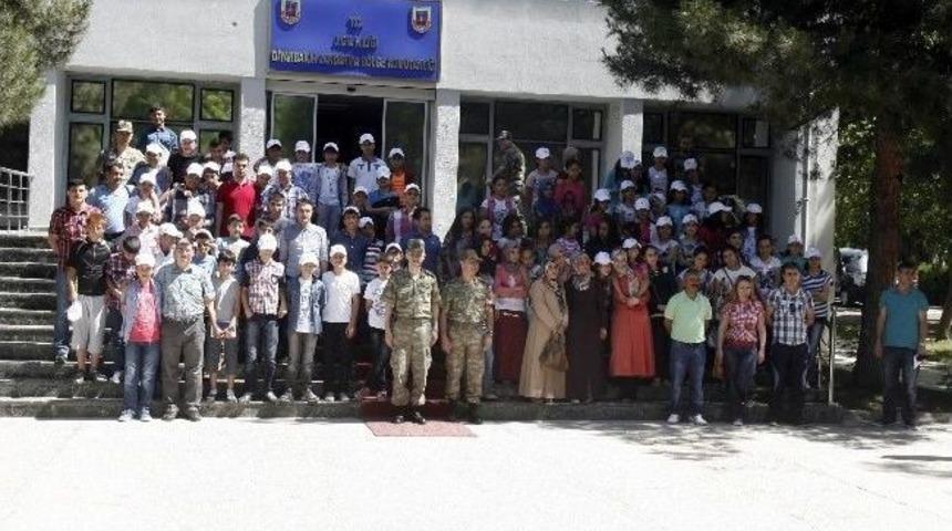 Diyarbakırlı &Ouml;ğrencilerden &Ccedil;anakkale &Ccedil;ıkarması