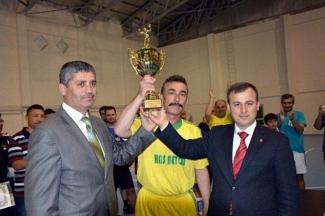 Suşehri’nde Voleybol Turnuvası Düzenlendi