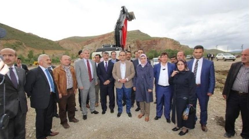 Atık Su Arıtma Tesisisin Temeli Atıldı