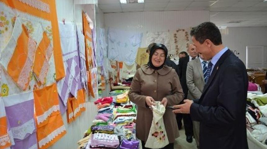 Kabad&uuml;z&rsquo;de &Ouml;ğrenciler Yararına Kermes