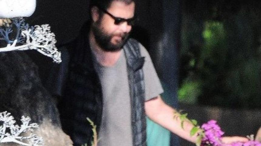 Nejat İşler Evine D&ouml;nd&uuml;