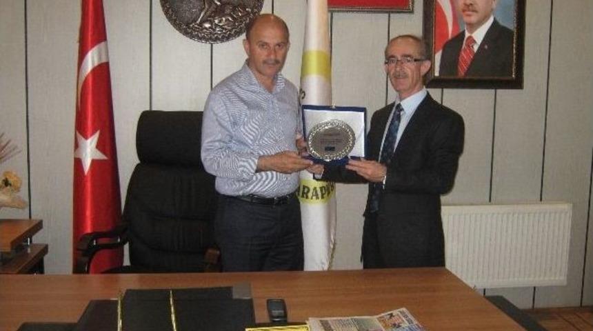 Telekom İl M&uuml;d&uuml;r&uuml; Hanedar&rsquo;dan Başkan Yıldırım'a Ziyaret