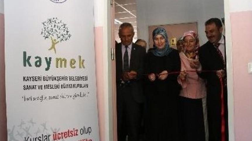 Okullar Hayat, Eserler Sergi Oldu