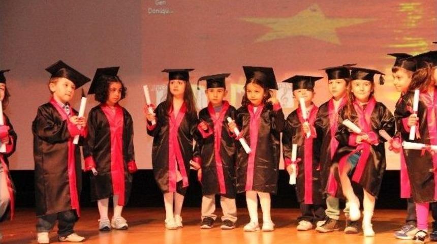 İzzet Baysal Anaokulu Minikleri Kep Attı