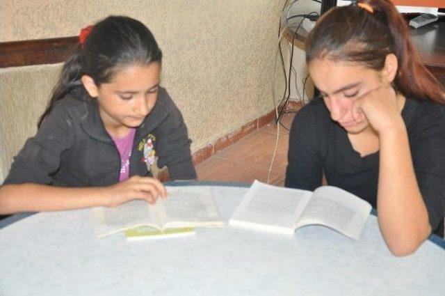 &Ouml;ğretmenden &Ouml;rnek Davranış 1