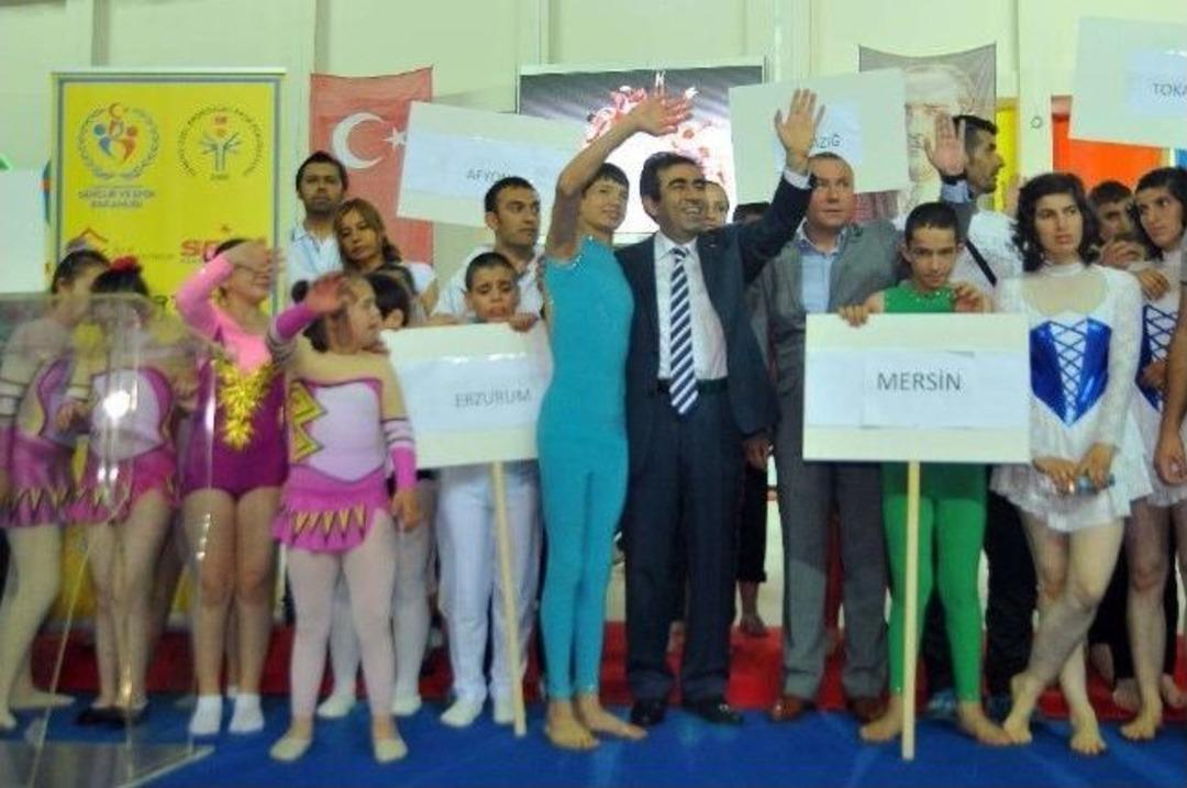 &Ouml;zel Sporcular T&uuml;rkiye Jimnastik Şampiyonası Mersin'de Başladı